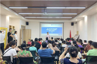 【医疗专家走基层】成都生殖专科医院关爱青少年健康进社区