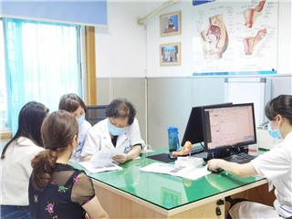 华西谢蜀祥教授